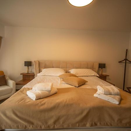 Cantina Rooms Hum na Sutli Buitenkant foto