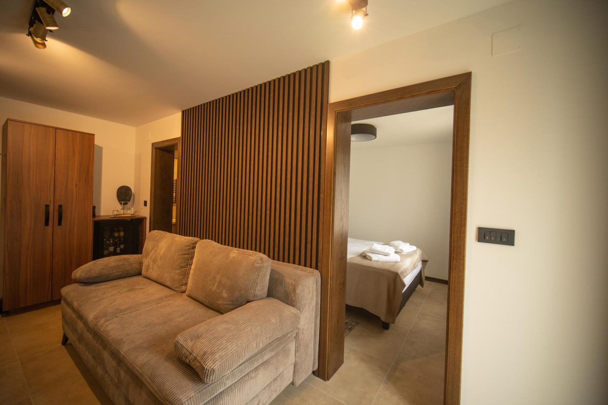 Cantina Rooms Hum na Sutli Buitenkant foto