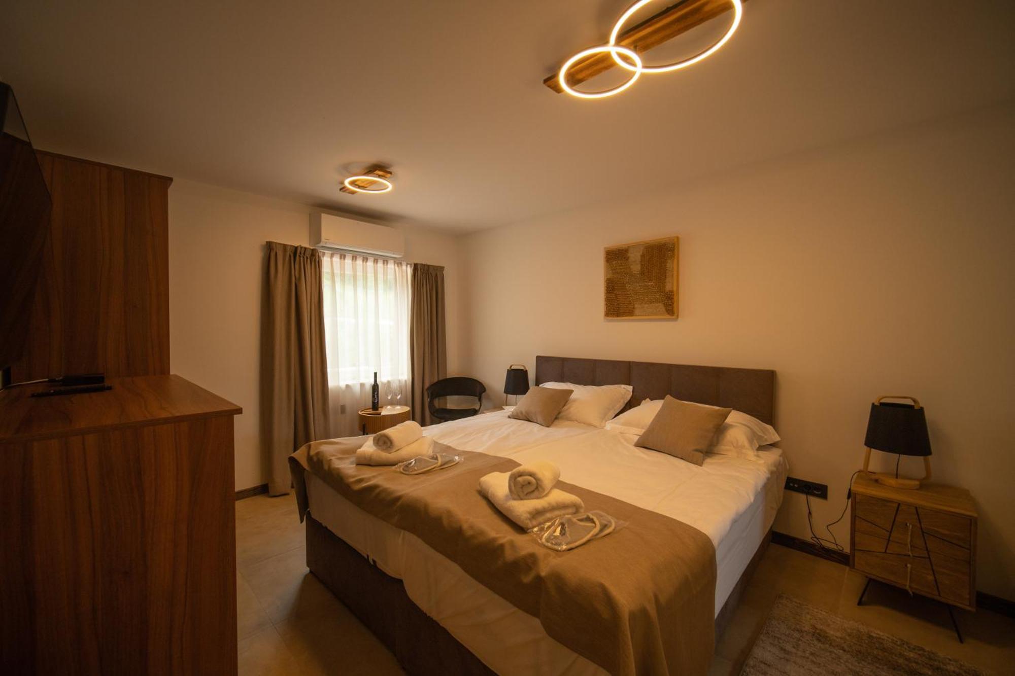 Cantina Rooms Hum na Sutli Buitenkant foto